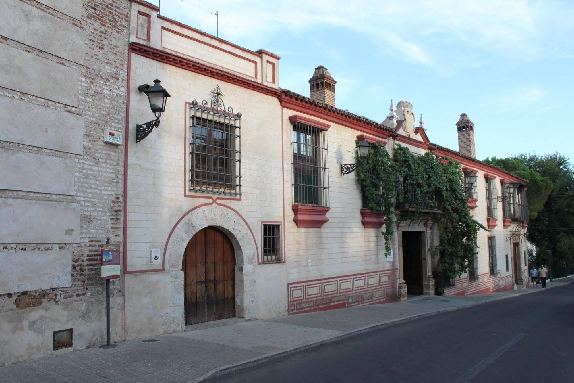 カサジャ・デ・ラ・シエラ El Rincon De San Benitoゲストハウス エクステリア 写真